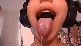 Saksikan Kompilasi Ahegao Spit Terbaik Di Internet - Kompilasi Oral Dan Blowjob Dari Egirls Dan Anime Bitch Spitting