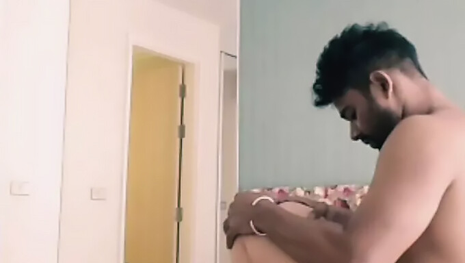 Valentine'S Day: Desi Gf Gets Hardcore With Big Cock